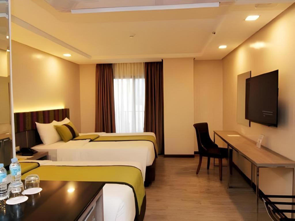 Grand Xing Imperial Hotel Iloilo City Bagian luar foto